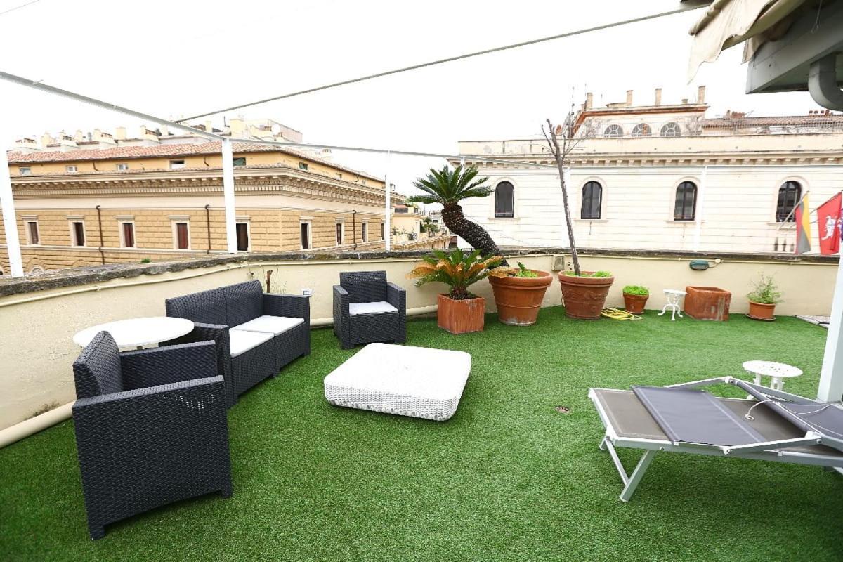 BB Roma Prati Bed & Breakfast Exterior foto
