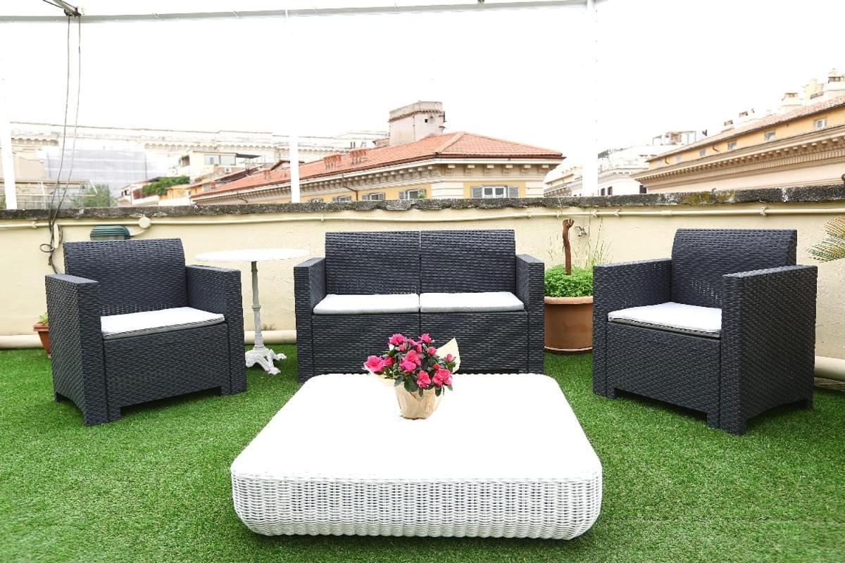 BB Roma Prati Bed & Breakfast Exterior foto